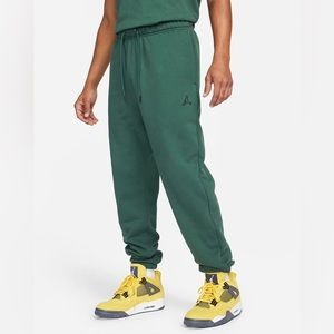 Nike MJ Essential fleece Jogger NWT